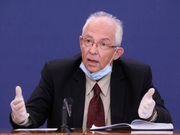 Кон: Вирус ће ући у школе, обавезна превенција; Маске не морају бити трослојне