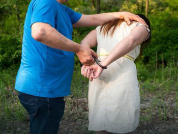 Porodica iz BiH biće protjerana zbog zlostavljanja kćerke