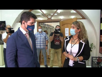 Ambasador SAD posjetio Narodnu biblioteku