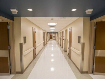 Pet smrtnih slučajeva od virusa korona