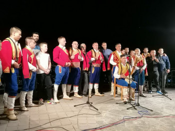 Veče gusala pored Hercegovačke Gračanice