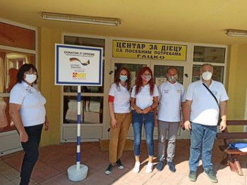 Udruženju „Rastimo zajedno“ donirana IT oprema