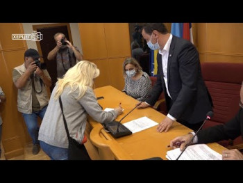 Trebinje: Dodijeljena novčana pomoć djeci bez jednog ili oba roditelja (VIDEO)