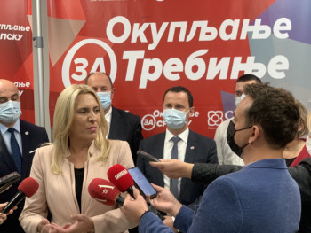Predsjednica Željka Cvijanović na sastanku sa predstavnicima Gradskog odbora SNSD-a Trebinje