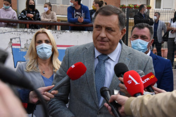 Додик: Вјерујем да ће епидемиолошке мјере дати резултате 