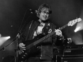 Preminuo Miša Aleksić, legendarni basista Riblje čorbe