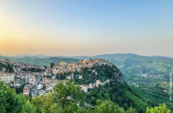 Još jedno pitoreskno selo u Italiji nudi kuće za jedan evro
