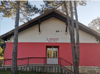 'Ведар осмијех' опстаје захваљујући хуманим људима