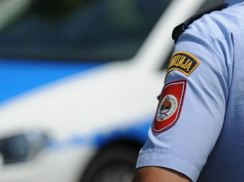 Pod dejstvom droge i alkohola nanijeli tjelesne povrede policajcima u Trebinju pri rutinskoj kontroli