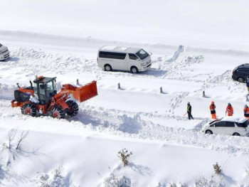 U Japanu osam mrtvih zbog obilnog snijega