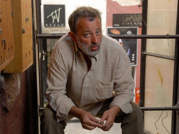 Aleksiću određeno zadržavanje, osumnjičen za napastvovanje pet učenica