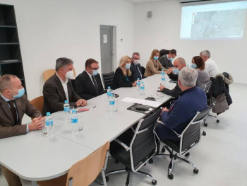 Цвијановић у Петрињи; Састанак о санирању посљедица земљотреса (ФОТО)