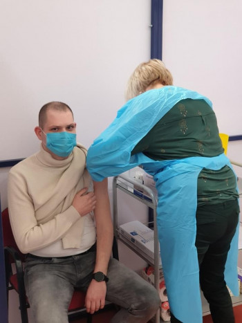 Група требињских здравствених радника вакцинисана данас у Шапцу