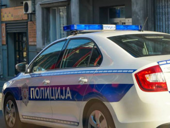 Претукли, па изболи ножем тројицу младића