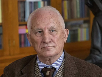 Бећковић: Испада да је лакше повући се са Косова него повући ријеч