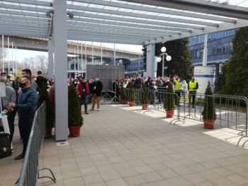 Вакцинација привредника из Српске у Београду (ФОТО)