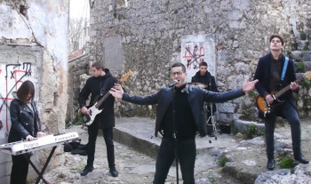 Погледајте спот пјесме 