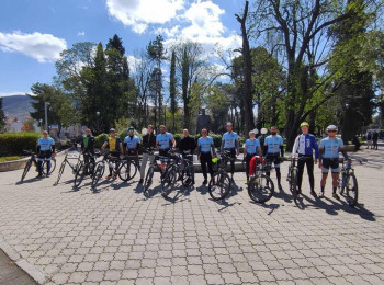 ВУЧЈИ ЗУБ: Прва вожња у част Жарка Вучића Жаре