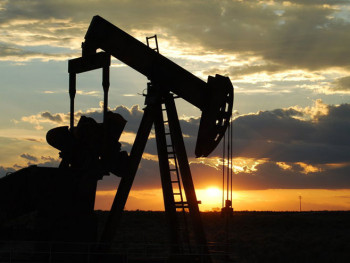 Нафта јефтинија због пандемије у Индији