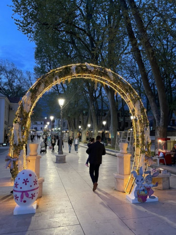 Trebinje u vaskršnjem dekoru