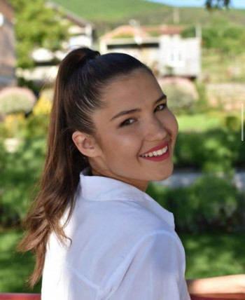 Mlada Bilećanka proglašena za ''Bazarovo lice publike''