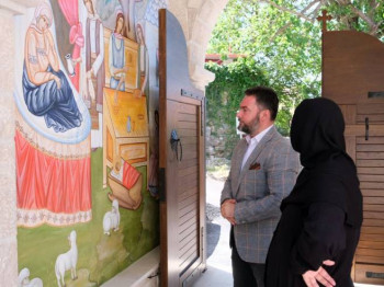 Кошарац уручио донацију Православном духовном центру у Мркоњићима