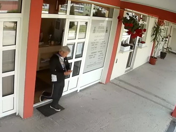 Pozovite policiju ako prepoznajete lice sa fotografije