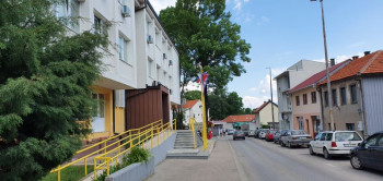 УЖАС У НЕВЕСИЊУ: Мушкарац ухапшен због сумње на педофилију и злостављање двије дјевојчице