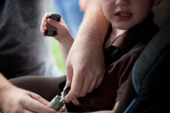 Akcija pojačane kontrole korištenja bezbjednosnog pojasa, sjedalica za djecu i upotrebe mobilnog telefona