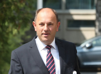 Petrović: Sa velikog stranačkog skupa poruke jedinstva, slobode i mira