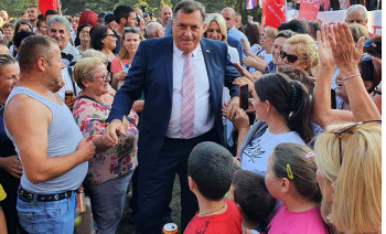 Rijeka naroda pozdravila Milorada Dodika i rukovodstvo SNSD-a