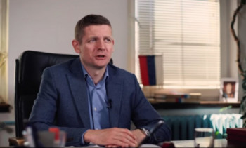 МИЛИНКОВИЋ: Говедарица да научи да разликује дневнополитички од националног интереса