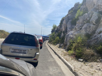 Gužve na Brgatu – Stotine automobila čeka na granici