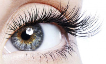 Најбољи трик за густе трепавице