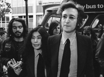 Продати снимак интервјуа и необјављена пјесма Џона Ленона