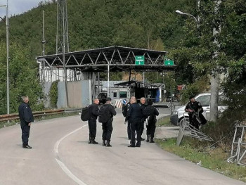 Deseti dan na barikadama, pozicije nepromijenjene