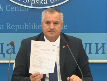 Višković: Nametnuti problem, uradićemo sve da dopremimo dovoljno kiseonika u bolnice