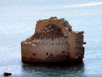 Izronile zidine starog srpskog manastira kod Knina (FOTO)