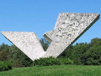 ''Krvavi oktobar'' - masovno strijeljanje Srba i Jevreja