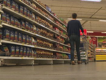 Hrvatska uvela drastične kazne zbog kupovine namirnica preko granice (VIDEO)