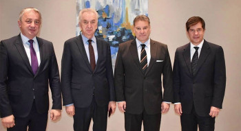 Opozicija pred Eskobarom preuzela sarajevsku retoriku: Rat, rat, rat