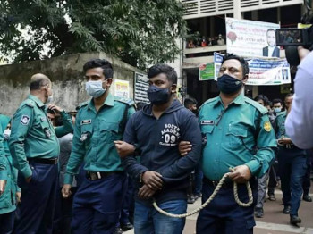 Бангладеш: На смрт осуђено 20 студената због убиства колеге