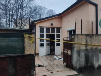 Mostar: Stradale dvije žene