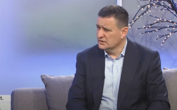 “Izbjegnut skandal u UKC Srpske” Đajić tvrdi da je spriječio medicinske sestre da IŠAMARAJU I ISPLJUJU Stanivukovića (VIDEO)