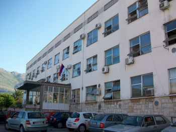 U Trebinju 16 hospitalizovanih – Preminula žena iz Bileće