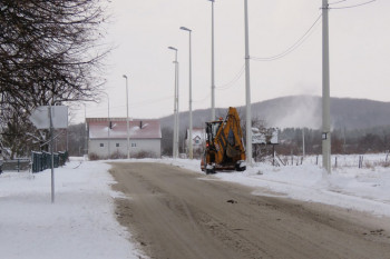 У НЕВЕСИЊУ НОЋАС НАПАДАЛО ПЕТНАЕСТАК ЦЕНТИМЕТАРА СНИЈЕГА