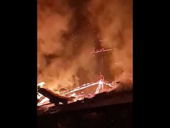 Požar na velikom konaku Manastira Svete Trojice kod Ljubovije (VIDEO)
