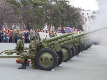 Počasna paljba i koncert ansambla ''Stanislav Binički''