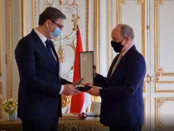 Вучићу уручен орден у Монаку: Доказ поштовања према Србији