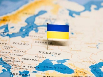 Украјина евакуише амбасаду у Москви, особље иде у Летонију